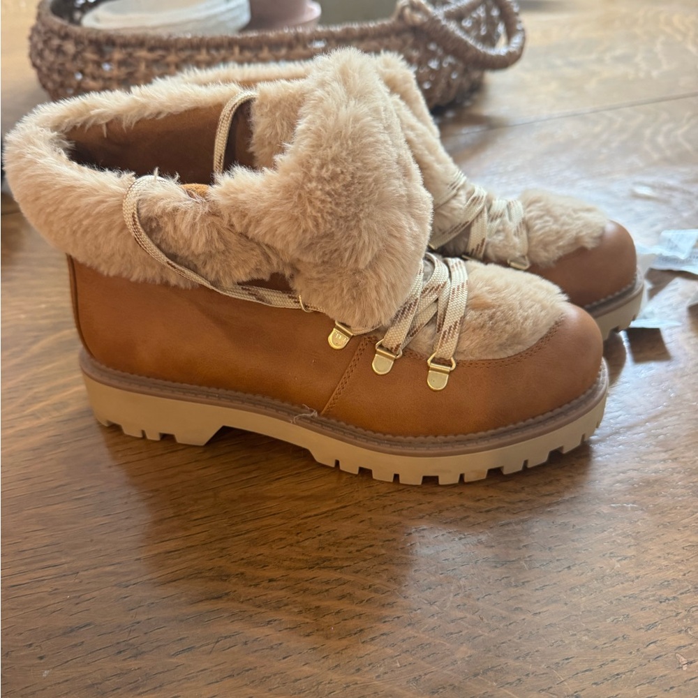 Circus Sam Edelman winter hiking boots 8.5